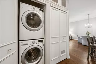 560 W Fulton St, Chicago, IL 60661 - Photo 13