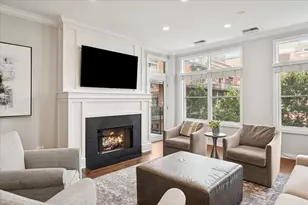 560 W Fulton St, Chicago, IL 60661 - Photo 5