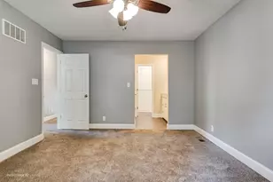 102 Hickory Ln, Morris, IL 60450 - Photo 19