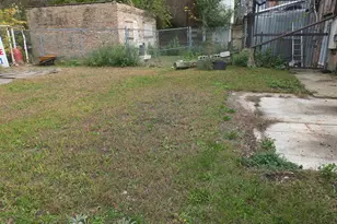 342 W 75th St, Chicago, IL 60621 - Photo 9