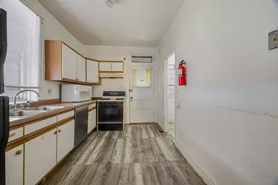 7208 S Calumet Avenue, Chicago, IL 60619 - Photo 13