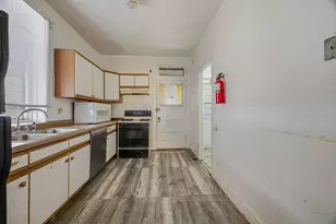 7208 S Calumet Ave, Chicago, IL 60619 - Photo 13