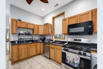 1517 W Taylor Street, Chicago, IL 60607 - Photo 11