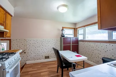 2843 Hawthorne Street, Franklin Park, IL 60131 - Photo 9