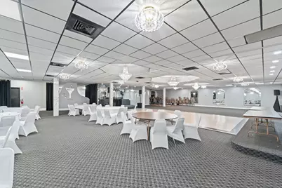 10140 S Roberts Road, Palos Hills, IL 60465 - Photo 5