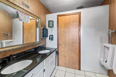 10140 S Roberts Road, Palos Hills, IL 60465 - Photo 15