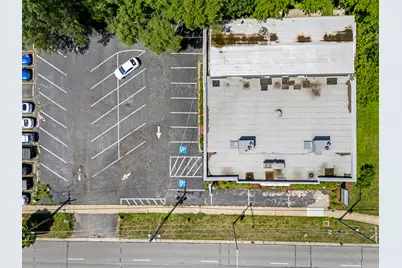 10140 S Roberts Road, Palos Hills, IL 60465 - Photo 3