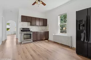 5104 N Austin Ave, Chicago, IL 60630 - Photo 5