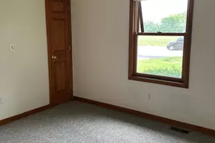 451 Turner Rd, Aurora, IL 60505 - Photo 9