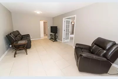 1107 W White Oak Street, Arlington Heights, IL 60005 - Photo 17