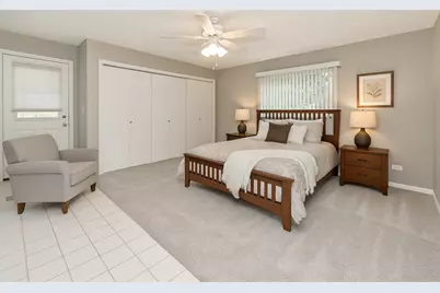 1107 W White Oak Street, Arlington Heights, IL 60005 - Photo 23