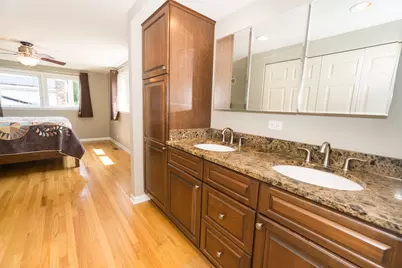 1107 W White Oak Street, Arlington Heights, IL 60005 - Photo 31