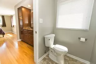 1107 W White Oak St, Arlington Heights, IL 60005 - Photo 33