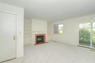 600 Eastveiw Ct, Schaumburg, IL 60193 - Photo 15