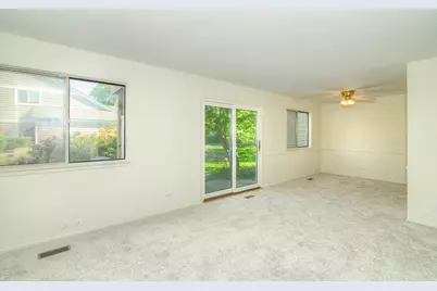 600 Eastveiw Court #X1, Schaumburg, IL 60193 - Photo 21