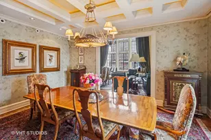 20 E Cedar St, Chicago, IL 60610 - Photo 9