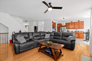 1314 Danhof Dr, Bolingbrook, IL 60490 - Photo 9