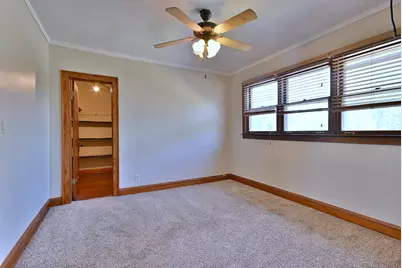 245 S Addison Street, Bensenville, IL 60106 - Photo 17