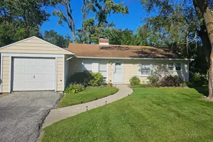 366 Oswego St, Park Forest, IL 60466 - Photo 1