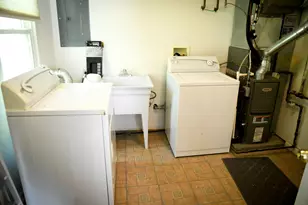 366 Oswego St, Park Forest, IL 60466 - Photo 17