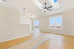 8241 Dylan Dr, Merrillville, IN 46410 - Photo 11