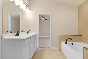 8241 Dylan Dr, Merrillville, IN 46410 - Photo 15