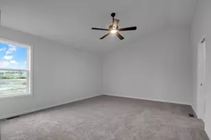 3008 W 82nd Pl, Merrillville, IN 46410 - Photo 9