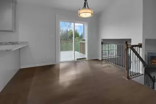 3008 W 82nd Pl, Merrillville, IN 46410 - Photo 5