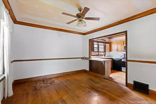 13346 Irving Ave, Blue Island, IL 60406 - Photo 5