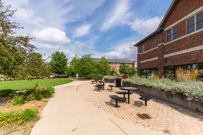 227 S Main Street, Bartlett, IL 60103 - Photo 15