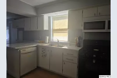 1541 Elm Street, Hamilton, IL 62341 - Photo 11