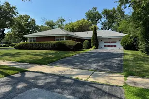 3641 W Beech St, Flossmoor, IL 60422 - Photo 1