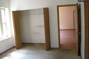 2315 E 70th Pl, Chicago, IL 60649 - Photo 7