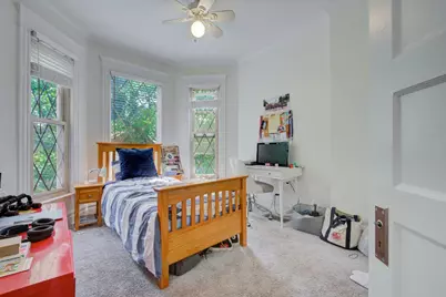 1924 W Newport Avenue, Chicago, IL 60657 - Photo 17