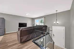 17303 Apple Tree Dr, Hazel Crest, IL 60429 - Photo 15