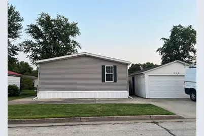 315 Avenue F Avenue, Bloomington, IL 61704 - Photo 5