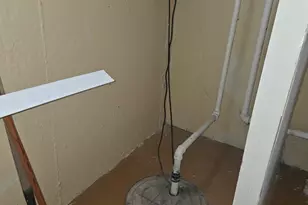 15603 Marshfield Ave, Harvey, IL 60426 - Photo 21