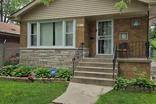 15603 Marshfield Ave, Harvey, IL 60426 - Photo 1