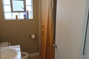 15603 Marshfield Ave, Harvey, IL 60426 - Photo 11