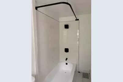 334 S Ottawa Street, Joliet, IL 60436 - Photo 9