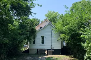 334 S Ottawa St, Joliet, IL 60436 - Photo 3