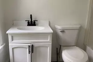 334 S Ottawa St, Joliet, IL 60436 - Photo 11