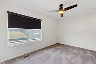 268 Hoffmann Dr, Buffalo Grove, IL 60089 - Photo 31