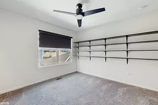 268 Hoffmann Dr, Buffalo Grove, IL 60089 - Photo 23