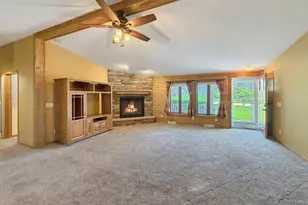 24134 Hidden Ranch Dr, Lanark, IL 61046 - Photo 7