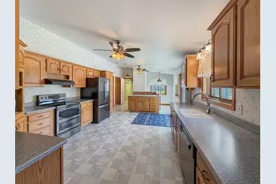 24-134 Hidden Ranch Drive, Lanark, IL 61046 - Photo 13