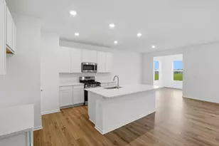 3839 Riverwoods Dr, Woodstock, IL 60098 - Photo 5