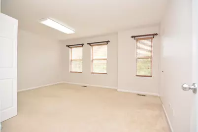 4756 N Lamon Avenue, Chicago, IL 60630 - Photo 9