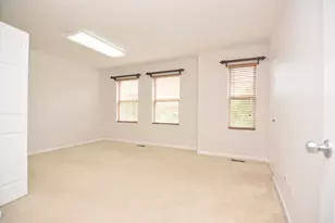 4756 N Lamon Ave, Chicago, IL 60630 - Photo 9