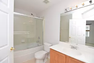 4756 N Lamon Ave, Chicago, IL 60630 - Photo 13